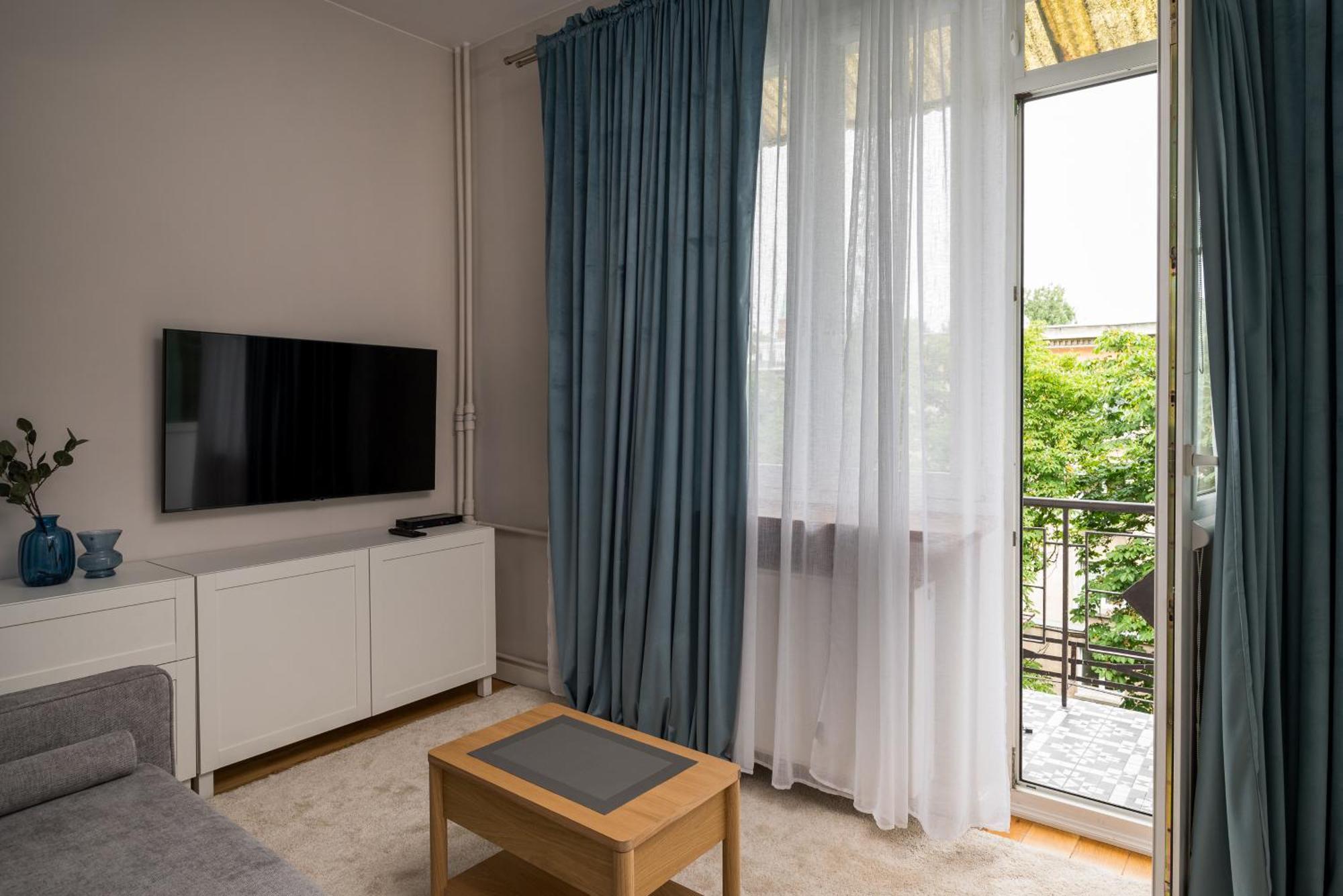 Wola Ratusz Homely Apartment Varsó Kültér fotó